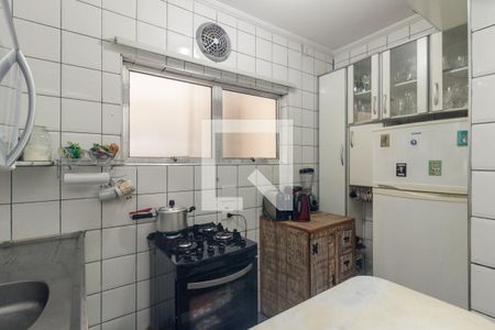 Cozinha de kitnet/studio para alugar com 1 quarto, 38m² em República, São Paulo