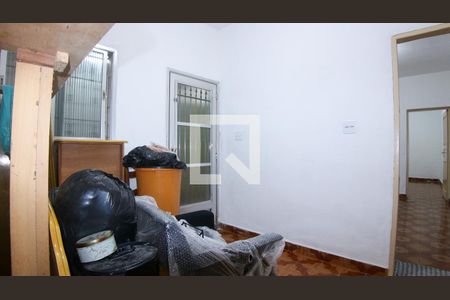 Sala de casa para alugar com 2 quartos, 25m² em Jardim Colorado, São Paulo