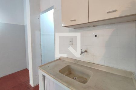 Cozinha de casa para alugar com 1 quarto, 20m² em Jardim das Bandeiras, Campinas