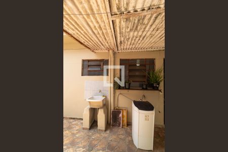 Casa à venda com 220m², 4 quartos e 3 vagas Casa à venda com 220m², 4 quartos e 3 vagasÁrea de Serviço da Casa 02