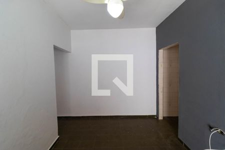 Casa à venda com 220m², 4 quartos e 3 vagas Casa à venda com 220m², 4 quartos e 3 vagasSala da Casa 02