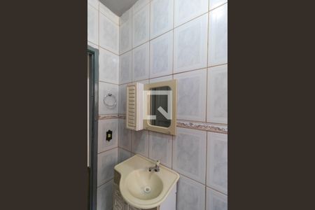 Casa à venda com 220m², 4 quartos e 3 vagas Casa à venda com 220m², 4 quartos e 3 vagasBanheiro da Casa 02