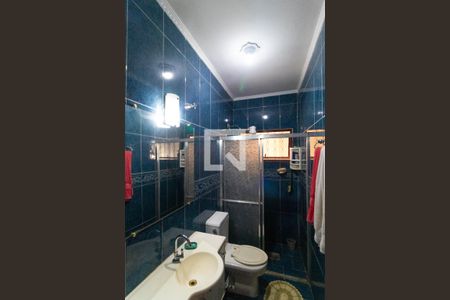 Casa à venda com 220m², 4 quartos e 3 vagas Casa à venda com 220m², 4 quartos e 3 vagasBanheiro