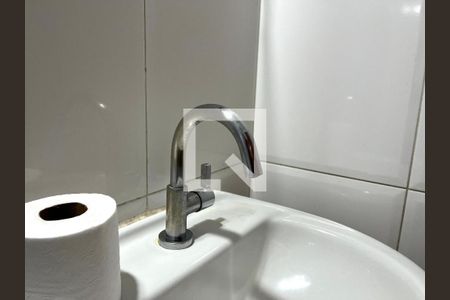 Lavabo de casa à venda com 4 quartos, 220m² em Vila Guarani, São Paulo