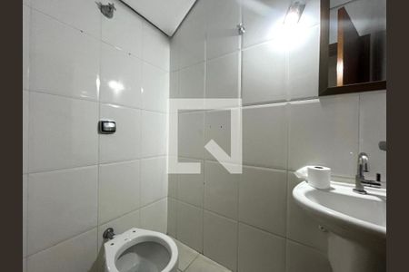 Lavabo de casa à venda com 4 quartos, 220m² em Vila Guarani, São Paulo