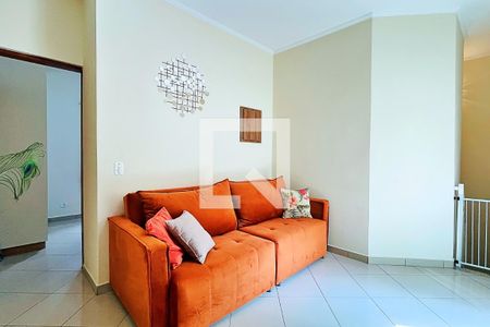 Sala de TV de casa de condomínio à venda com 3 quartos, 254m² em Vila Sao Judas Tadeu, Guarulhos