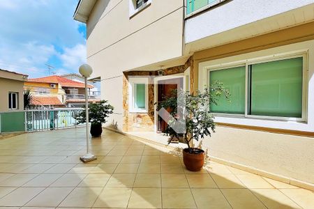 Casa de condomínio à venda com 254m², 3 quartos e 4 vagas Casa de condomínio à venda com 254m², 3 quartos e 4 vagasÁrea comum