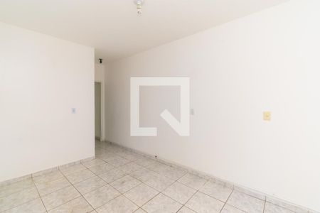 Sala / Quarto de casa para alugar com 1 quarto, 27m² em Vila Antonieta, São Paulo