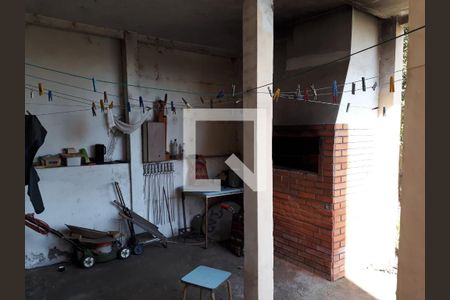 Churrasqueira de casa à venda com 3 quartos, 320m² em Rubem Berta, Porto Alegre