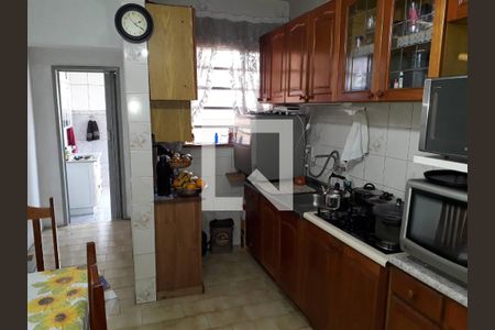 Cozinha de casa à venda com 3 quartos, 320m² em Rubem Berta, Porto Alegre