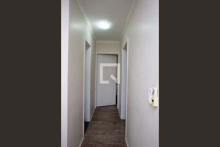 Corredor de apartamento para alugar com 2 quartos, 62m² em Jardim Testae, Guarulhos