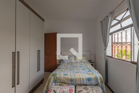 Semi Suíte 2 de casa à venda com 3 quartos, 190m² em Santa Monica, Belo Horizonte