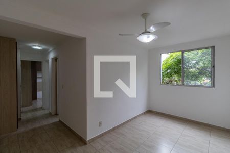 Sala de apartamento para alugar com 2 quartos, 45m² em Vila Raquel, São Paulo