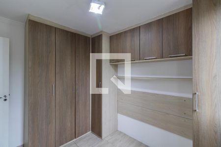 Quarto 1 de apartamento para alugar com 2 quartos, 45m² em Vila Raquel, São Paulo