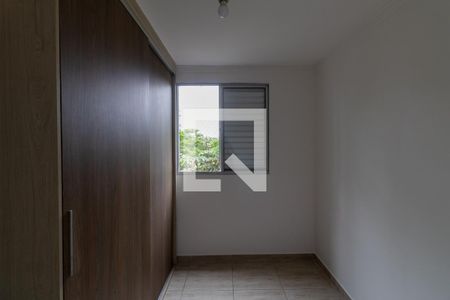 Quarto 2 de apartamento para alugar com 2 quartos, 45m² em Vila Raquel, São Paulo