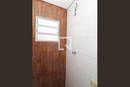 Banheiro de apartamento para alugar com 1 quarto, 30m² em Vila Nova Cachoeirinha, São Paulo