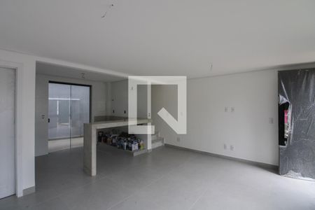 Sala de casa à venda com 3 quartos, 142m² em Planalto, Belo Horizonte