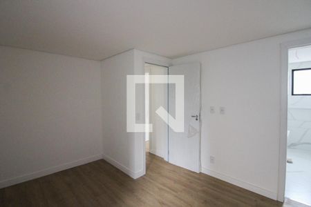 Suíte de casa à venda com 3 quartos, 142m² em Planalto, Belo Horizonte