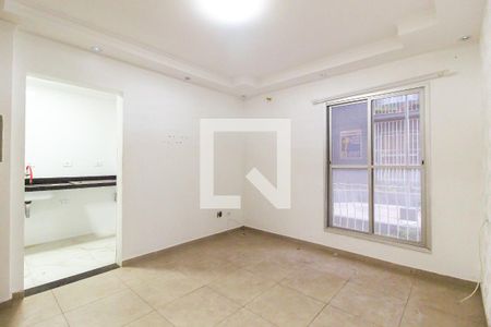 Sala de apartamento à venda com 2 quartos, 55m² em Jardim Lageado, São Paulo