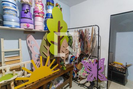 Casa à venda com 100m², 3 quartos e 4 vagas Casa à venda com 100m², 3 quartos e 4 vagasQuarto 2