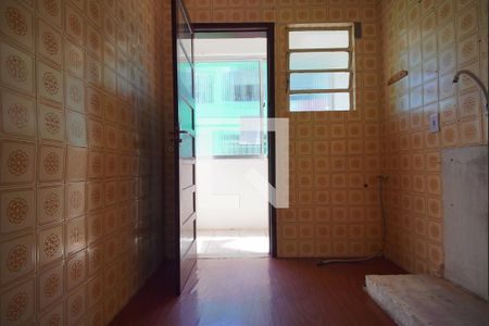 Cozinha de apartamento para alugar com 1 quarto, 60m² em Humaitá, Porto Alegre