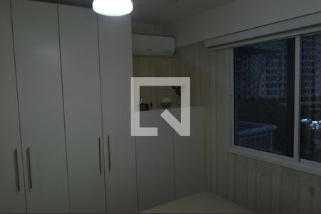 Suite 1 de apartamento à venda com 3 quartos, 90m² em Pechincha, Rio de Janeiro