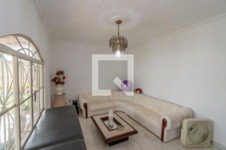 Sala de TV de casa para alugar com 3 quartos, 336m² em Jardim Boa Vista, Hortolândia