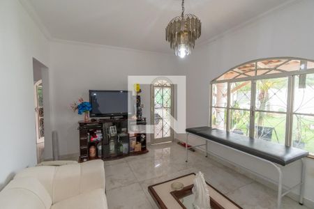 Sala de TV de casa para alugar com 3 quartos, 336m² em Jardim Boa Vista, Hortolândia