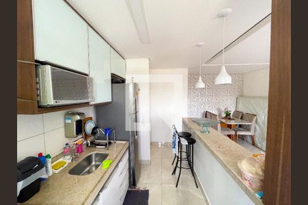 Cozinha de apartamento para alugar com 2 quartos, 57m² em Jk, Contagem