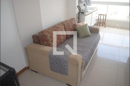 Sala de apartamento para alugar com 1 quarto, 45m² em Armação, Salvador