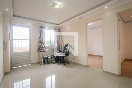 Sala de apartamento à venda com 2 quartos, 46m² em Parque das Cigarreiras, Taboão da Serra