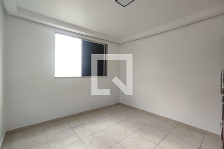 Quarto 1 de apartamento à venda com 2 quartos, 63m² em Taquara, Rio de Janeiro