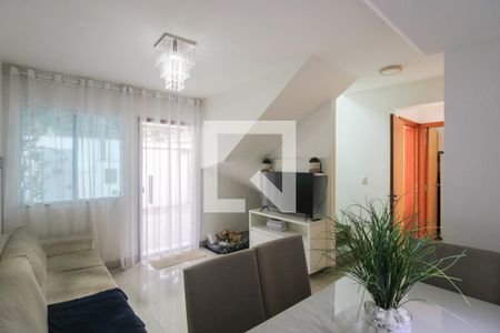 Sala de casa para alugar com 3 quartos, 120m² em Copacabana, Belo Horizonte