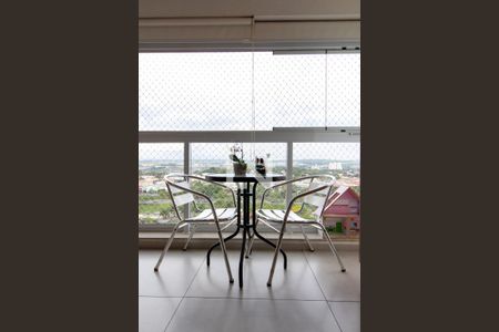 Varanda Sala de apartamento à venda com 2 quartos, 74m² em Fazenda Santa Cândida, Campinas