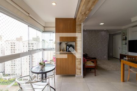 Varanda Sala de apartamento à venda com 2 quartos, 74m² em Fazenda Santa Cândida, Campinas