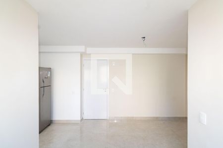 Sala de apartamento para alugar com 1 quarto, 40m² em Campo Grande, Rio de Janeiro