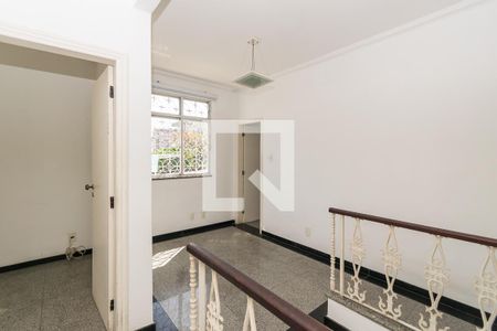 Hall do 2º andar de casa à venda com 4 quartos, 300m² em Vila da Penha, Rio de Janeiro