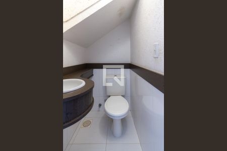 Lavabo de casa de condomínio à venda com 2 quartos, 84m² em Aberta dos Morros, Porto Alegre