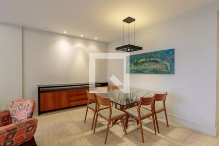 Sala de apartamento para alugar com 4 quartos, 205m² em Barra da Tijuca, Rio de Janeiro