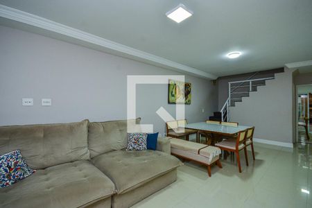 Sala de casa à venda com 3 quartos, 125m² em Vila Isa, São Paulo