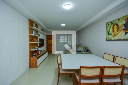 Sala de casa à venda com 3 quartos, 125m² em Vila Isa, São Paulo