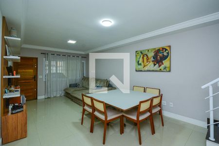 Sala de casa à venda com 3 quartos, 125m² em Vila Isa, São Paulo