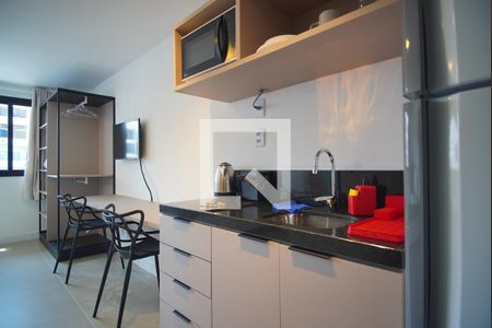 Cozinha de kitnet/studio para alugar com 1 quarto, 25m² em Bela Vista, Porto Alegre