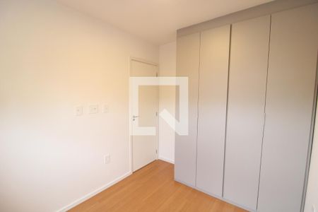 Quarto 1 de apartamento para alugar com 2 quartos, 39m² em Vila Paulicéia, São Paulo