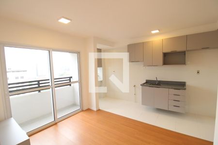 Sala / Cozinha de apartamento para alugar com 2 quartos, 39m² em Vila Paulicéia, São Paulo