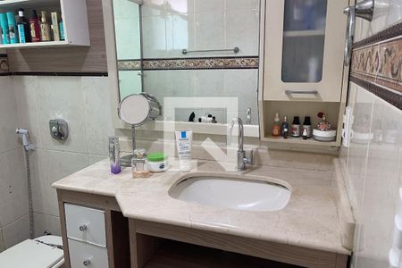 Apartamento para alugar com 150m², 3 quartos e 3 vagas Apartamento para alugar com 150m², 3 quartos e 3 vagasBanheiro 3