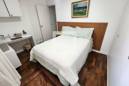 Quarto 1 de apartamento para alugar com 2 quartos, 65m² em Humaitá, Rio de Janeiro