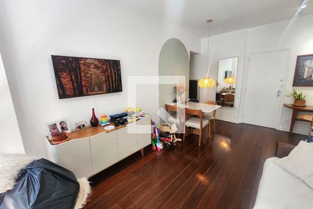 Sala de apartamento para alugar com 2 quartos, 65m² em Humaitá, Rio de Janeiro