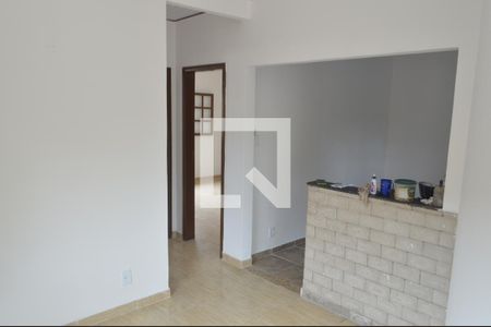 Sala de casa para alugar com 2 quartos, 60m² em Pechincha, Rio de Janeiro