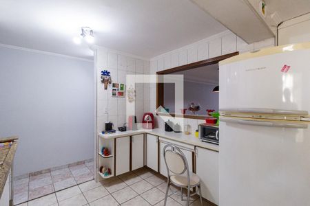 Casa à venda com 127m², 3 quartos e 2 vagas Casa à venda com 127m², 3 quartos e 2 vagasCozinha